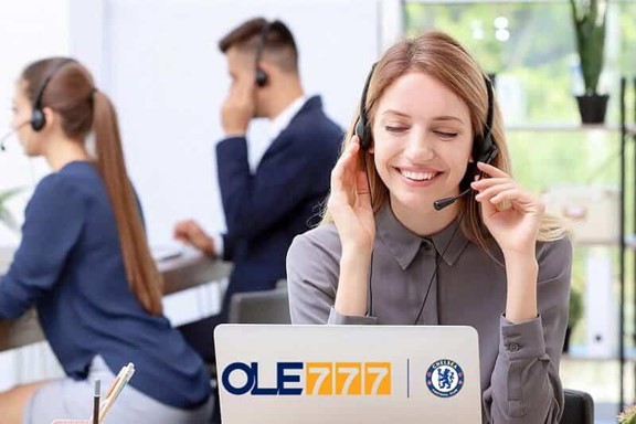 Phải làm gì khi không nạp tiền thành công vào tài khoản ole777?